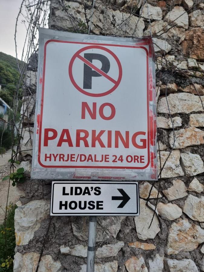 Lida'S House Hotel Lukove Exterior photo